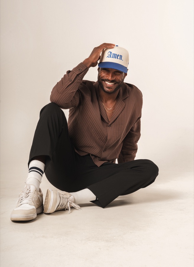 Apparel campaign, seated